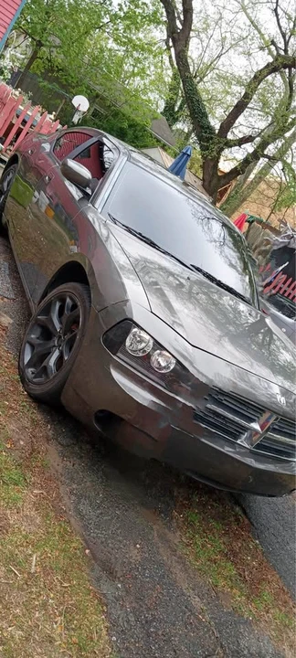 2010 Dodge Charger 6th Gen - Image 3 of 7