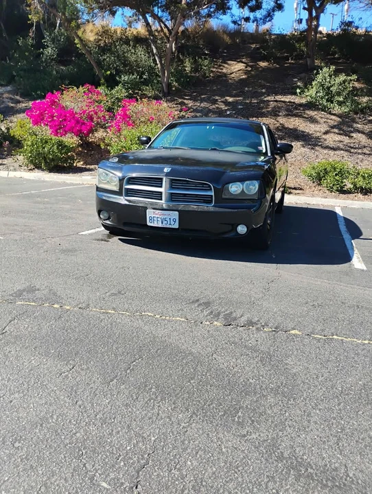 2010 Dodge Charger 6th Gen - Image 3 of 3