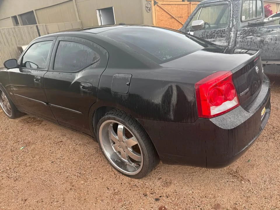 2010 Dodge Charger 6th Gen - Image 4 of 10