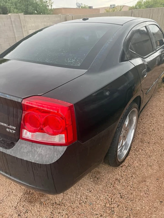 2010 Dodge Charger 6th Gen - Image 5 of 10