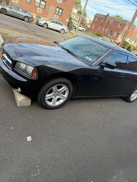 2010 Dodge Charger 6th Gen - Image 5 of 7