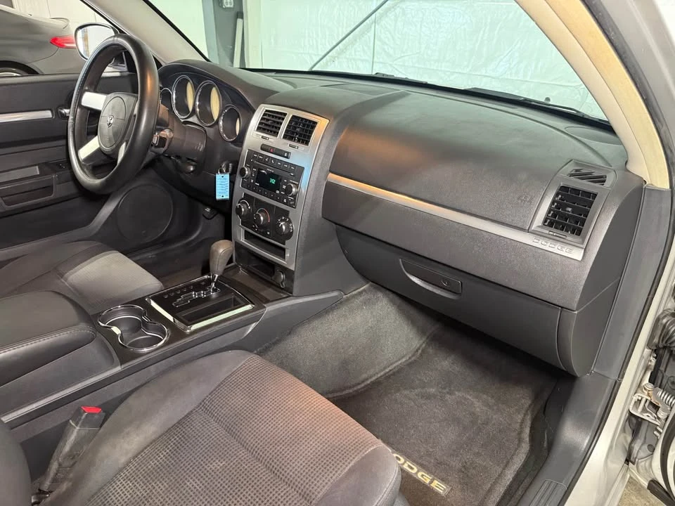 2010 Dodge Charger 6th Gen - Image 12 of 16