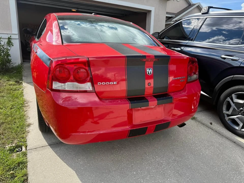 2010 Dodge Charger 6th Gen - Image 7 of 7