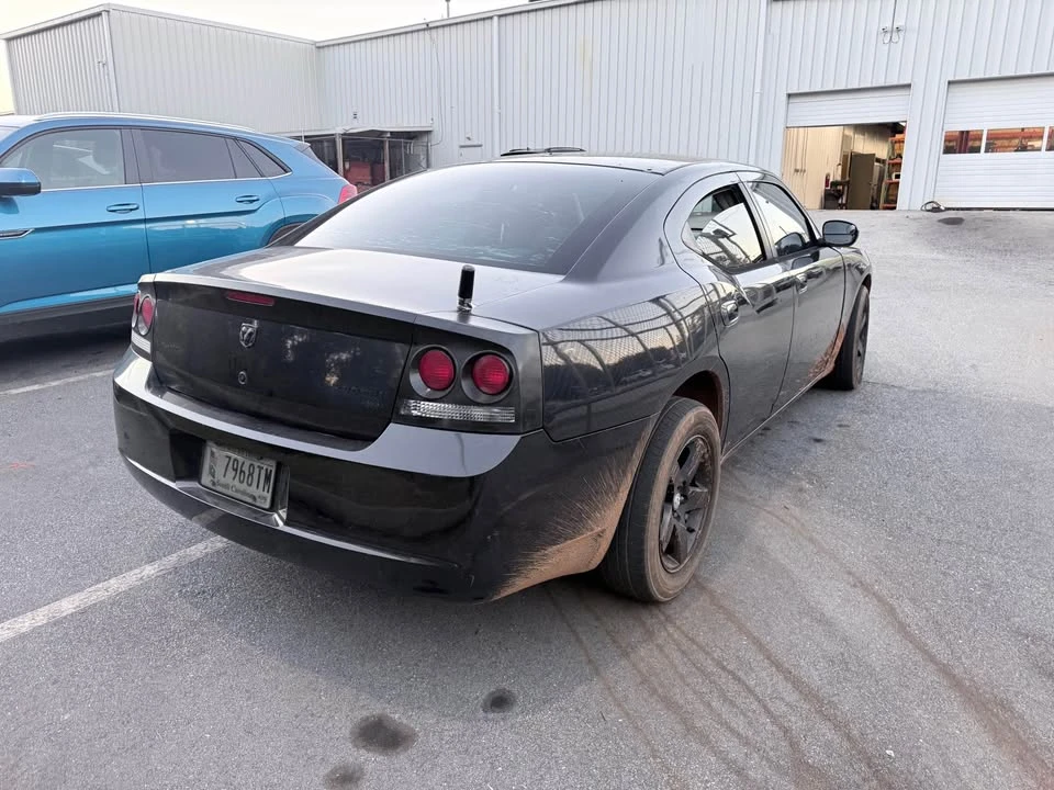 2010 Dodge Charger 6th Gen - Image 6 of 8