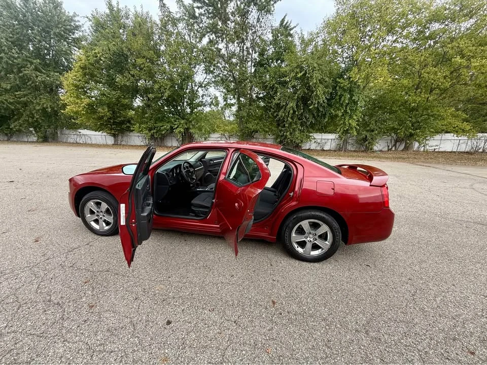 2010 Dodge Charger 6th Gen - Image 12 of 18
