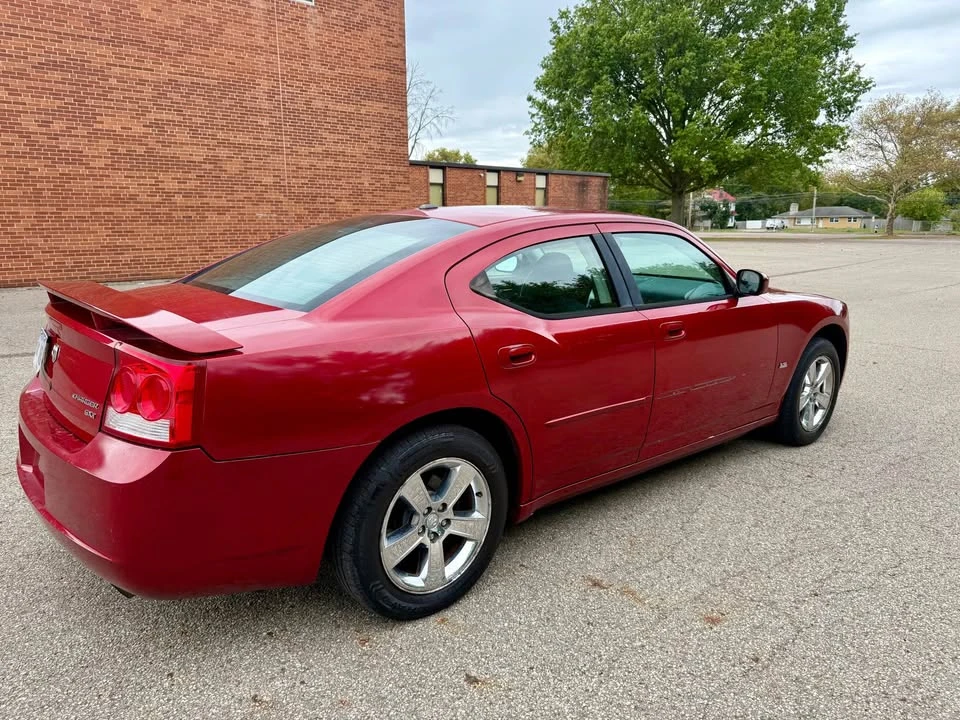 2010 Dodge Charger 6th Gen - Image 8 of 18