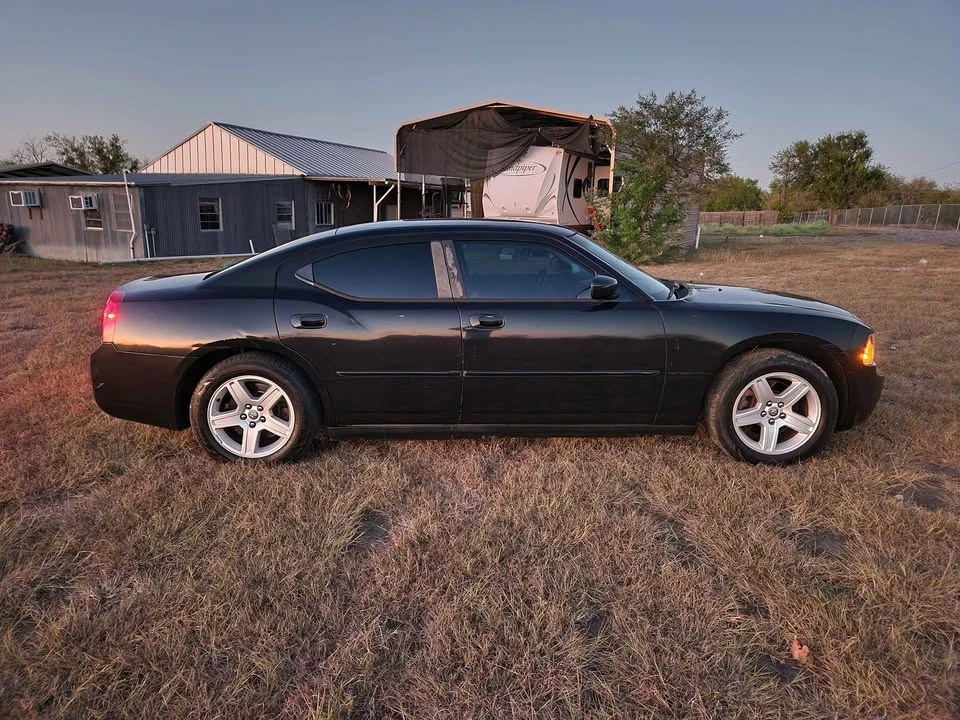 2010 Dodge Charger 6th Gen - Image 2 of 11