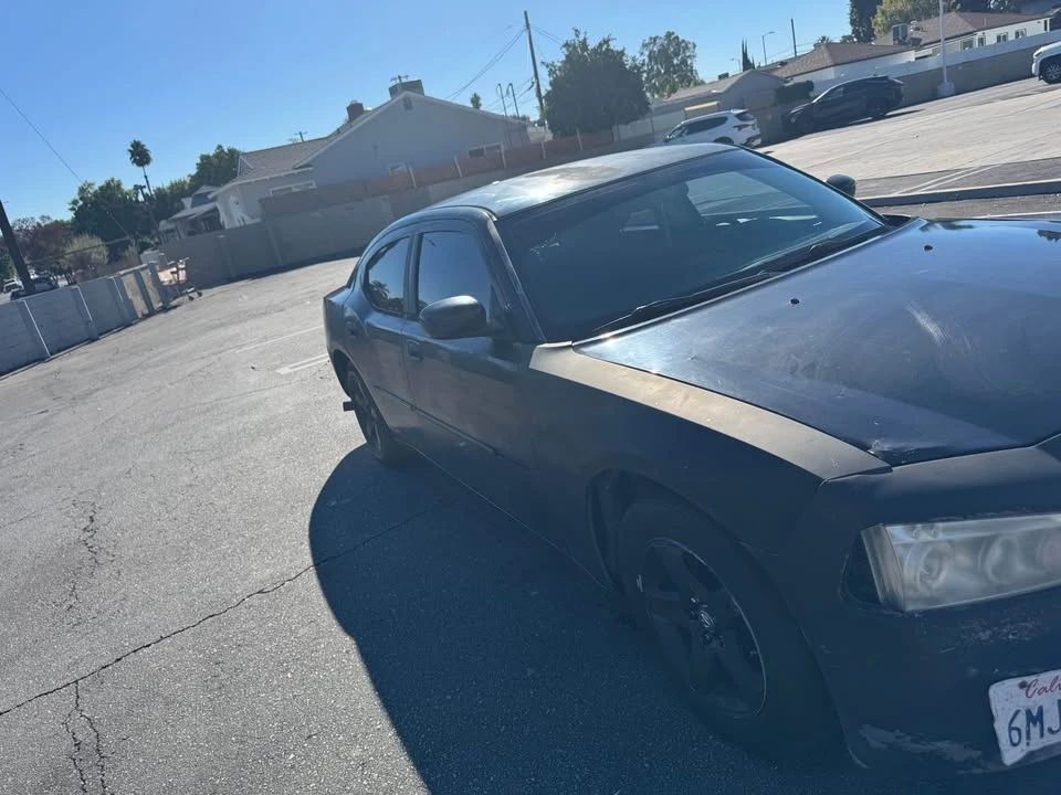 2010 Dodge Charger 6th Gen - Image 3 of 7