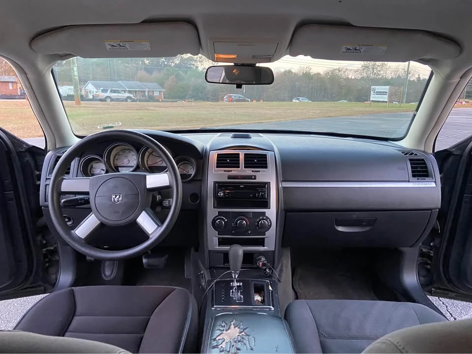2010 Dodge Charger 6th Gen - Image 13 of 20
