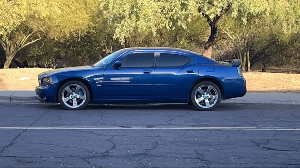 2010 Dodge Charger 6th Gen - Image 2 of 16