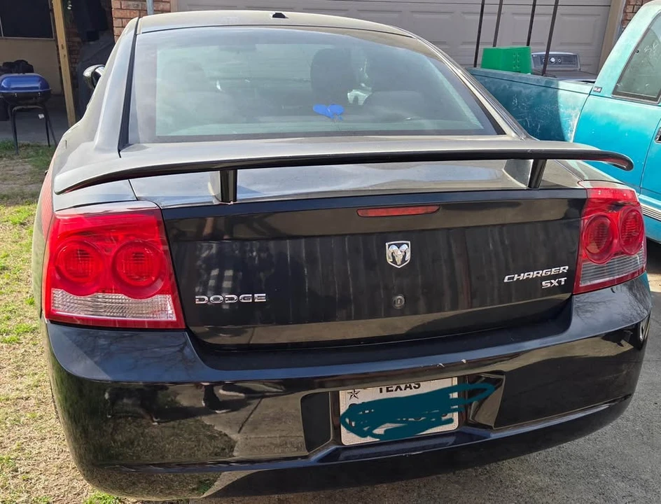 2010 Dodge Charger 6th Gen - Image 3 of 5