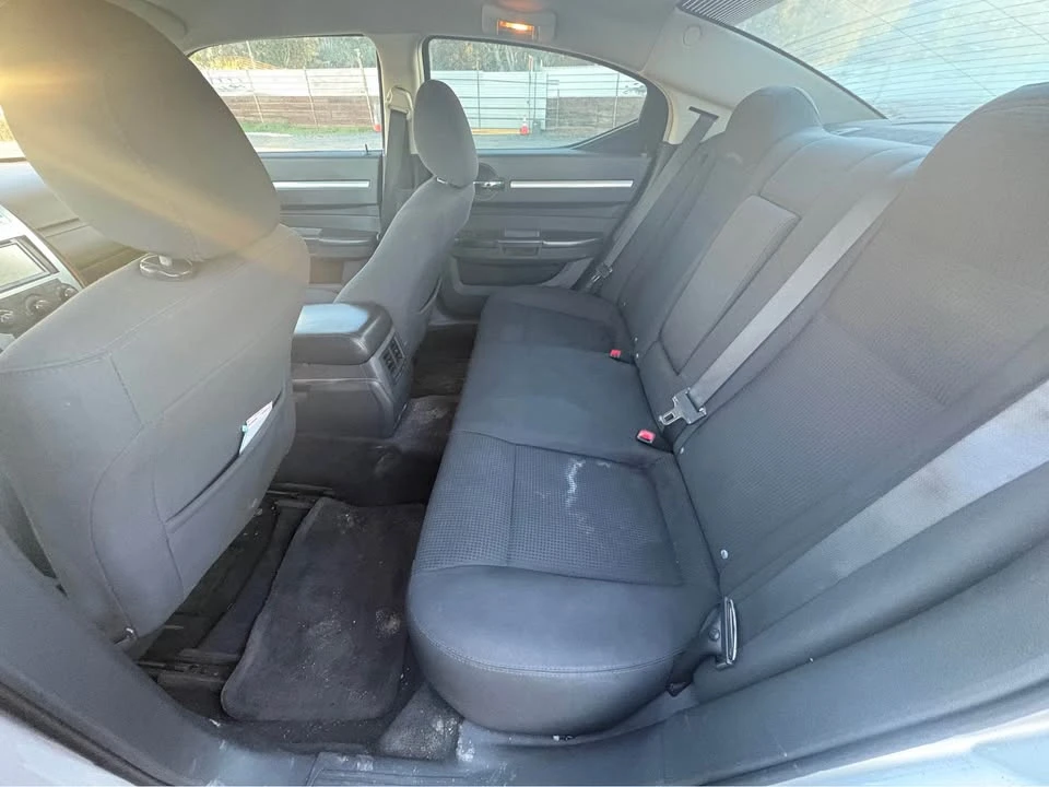 2010 Dodge Charger 6th Gen - Image 6 of 18