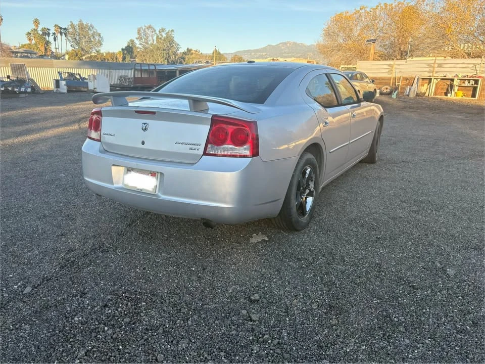 2010 Dodge Charger 6th Gen - Image 18 of 18