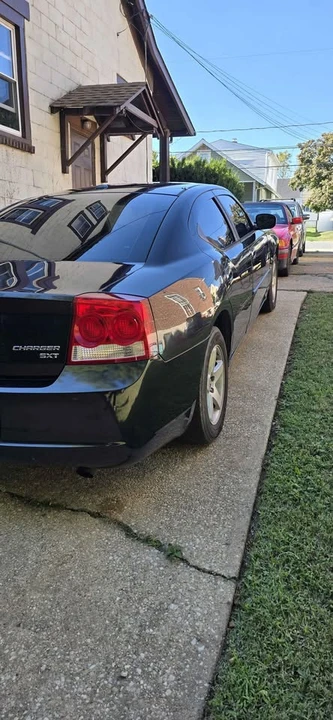 2010 Dodge Charger 6th Gen - Image 11 of 13