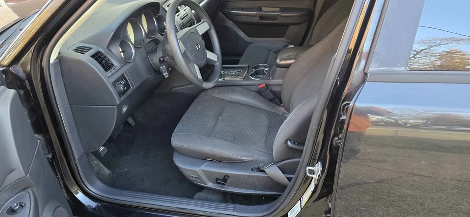 2010 Dodge Charger 6th Gen - Image 7 of 13