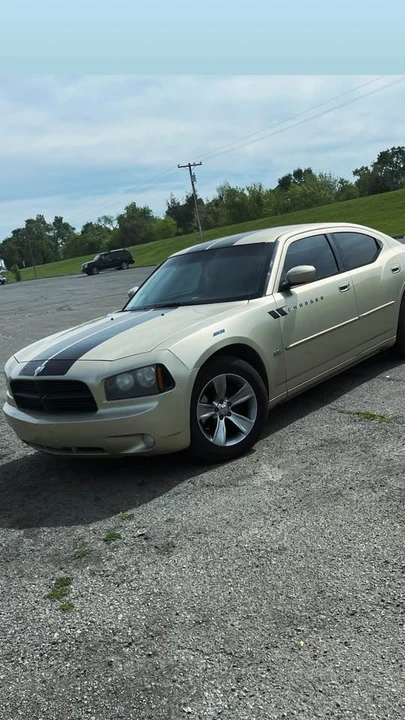 2010 Dodge Charger 6th Gen - Image 2 of 6
