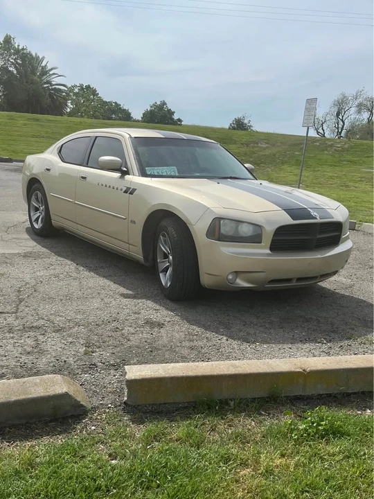 2010 Dodge Charger 6th Gen - Image 5 of 6