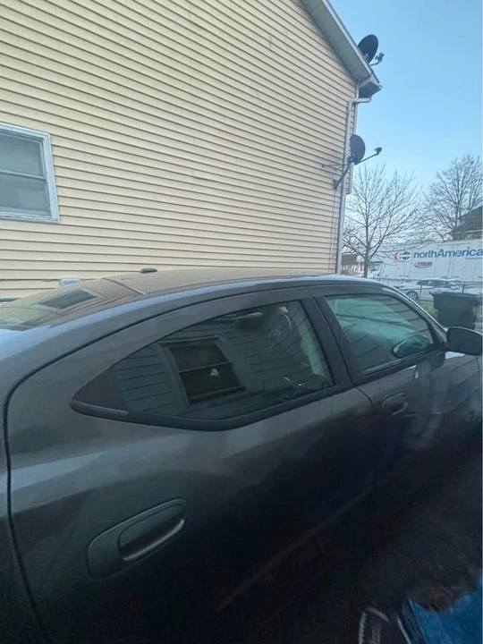 2010 Dodge Charger 6th Gen - Image 2 of 8