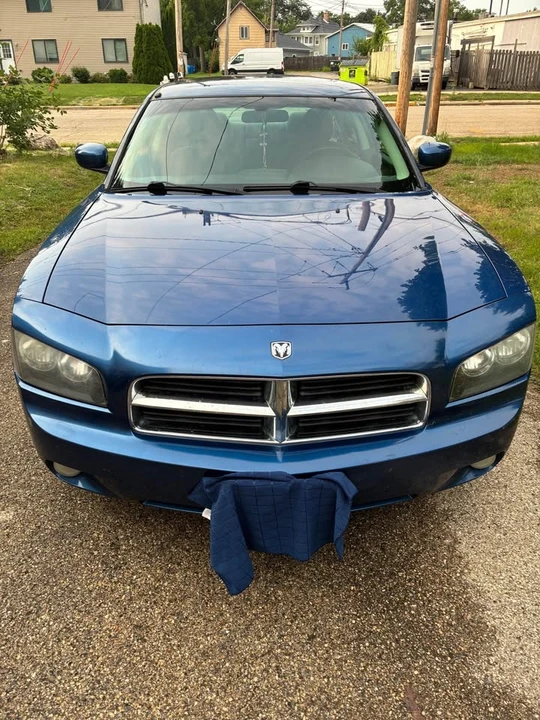 2010 Dodge Charger 6th Gen - Image 4 of 5