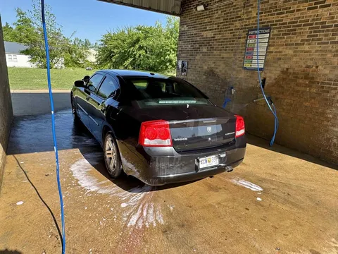 2010 Dodge Charger SXT Sedan 4D