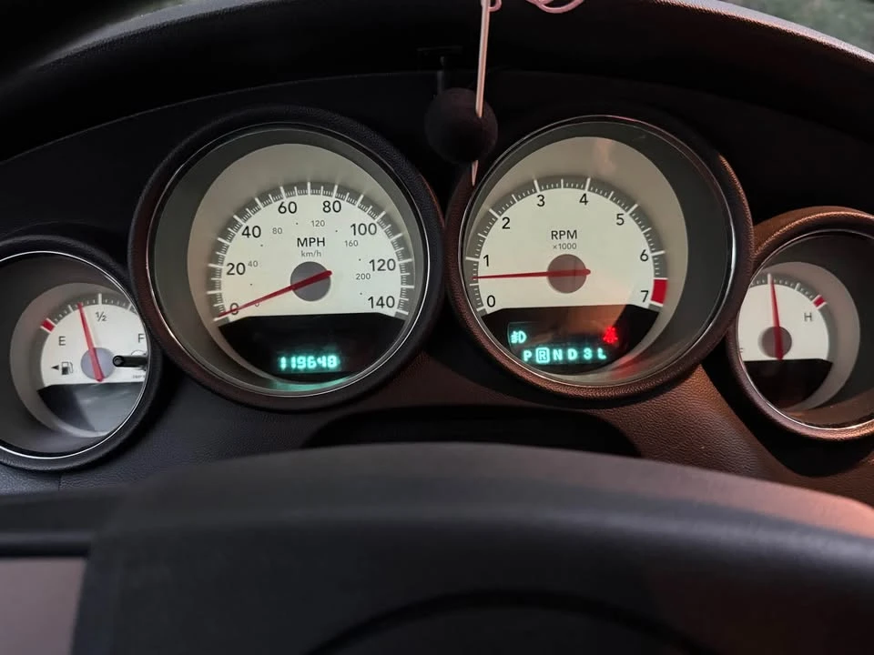 2010 Dodge Charger 6th Gen - Image 12 of 15