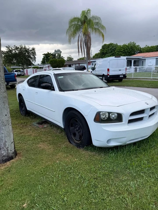 2010 Dodge Charger 6th Gen - Image 3 of 6
