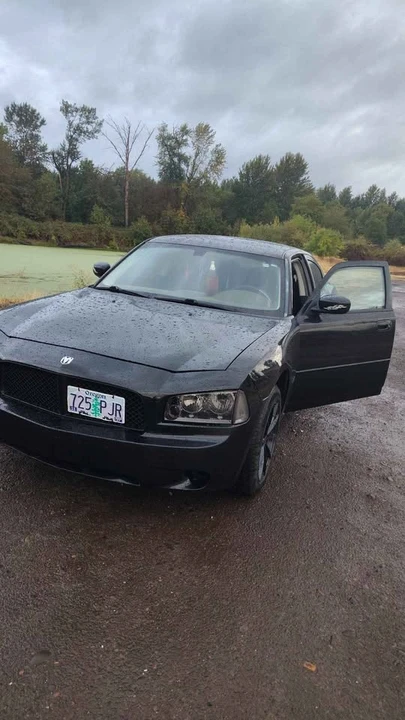 2010 Dodge Charger 6th Gen - Image 2 of 10