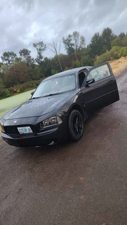 2010 Dodge Charger 6th Gen - Image 8 of 10