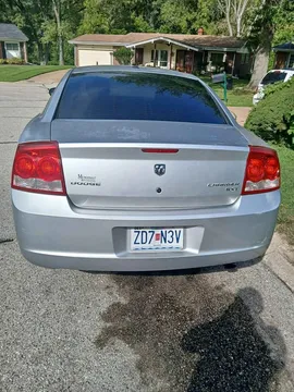 2010 Dodge Charger SXT Sedan 4D