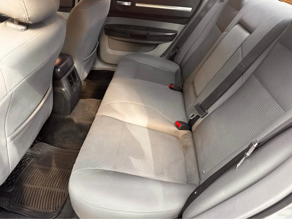 2010 Dodge Charger 6th Gen - Image 7 of 13