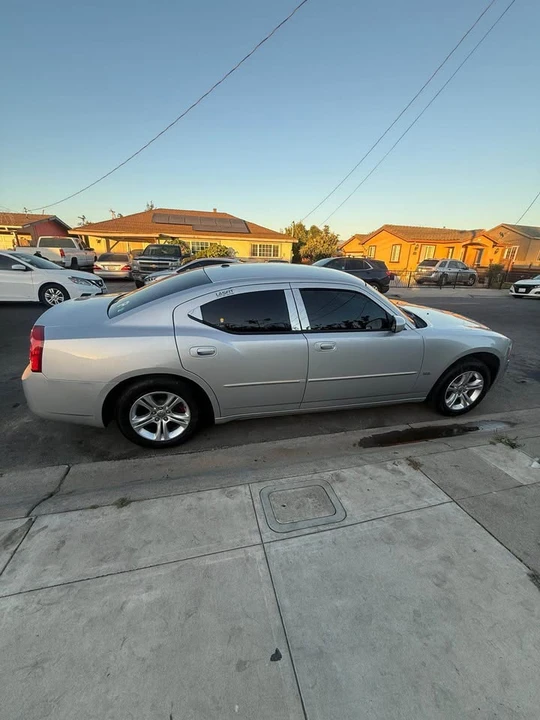 2010 Dodge Charger 6th Gen - Image 3 of 6