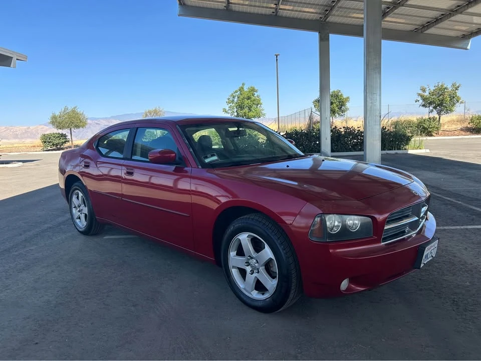 2010 Dodge Charger 6th Gen - Image 3 of 12