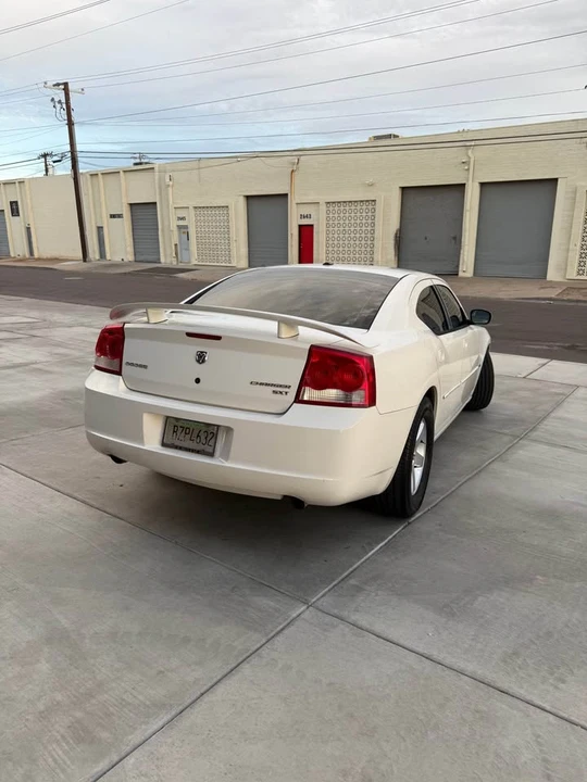 2010 Dodge Charger 6th Gen - Image 3 of 11
