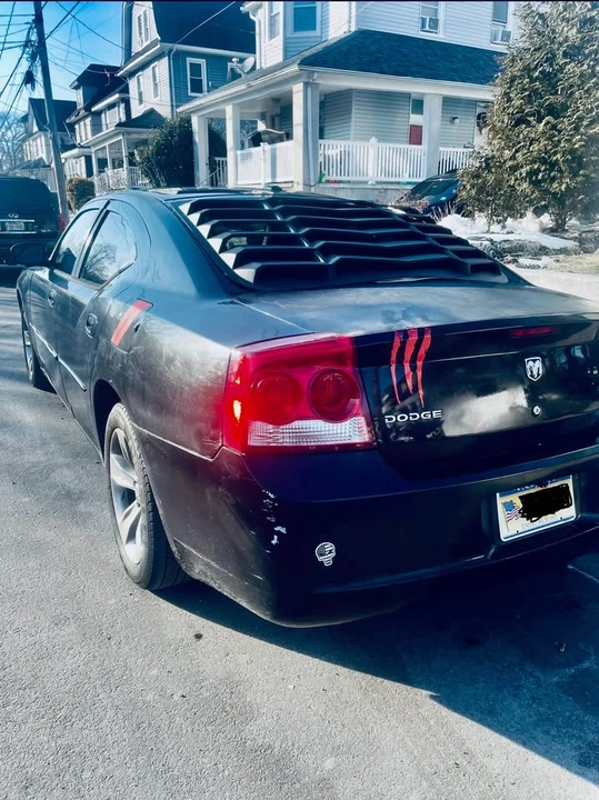 2010 Dodge Charger 6th Gen - Image 2 of 6