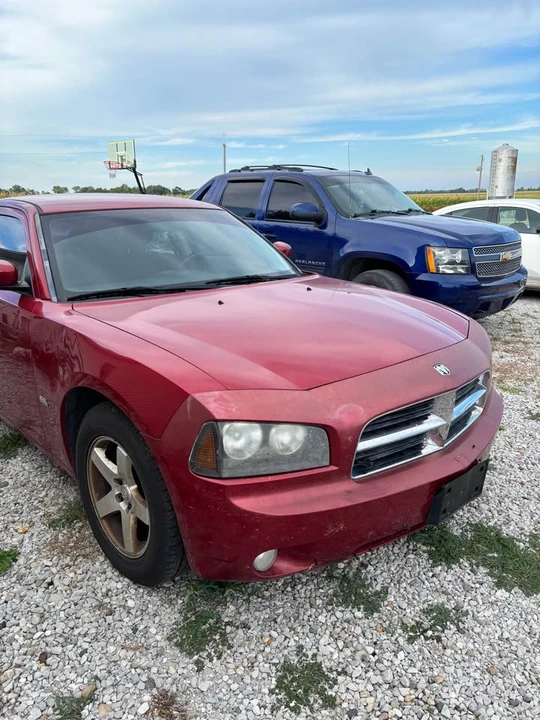 2010 Dodge Charger 6th Gen - Image 3 of 9