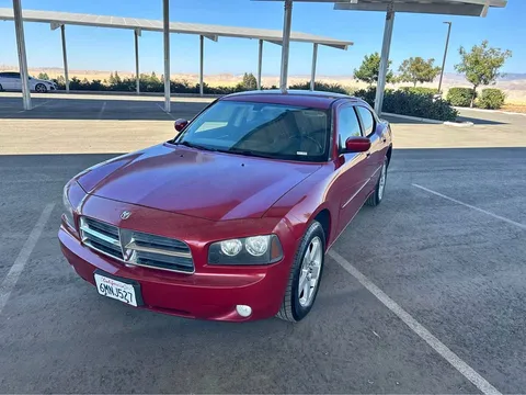 2010 Dodge Charger SXT Sedan 4D