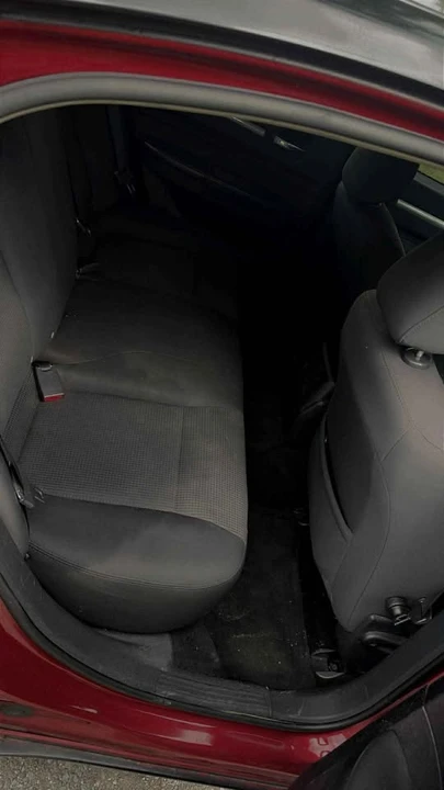 2010 Dodge Charger 6th Gen - Image 8 of 9