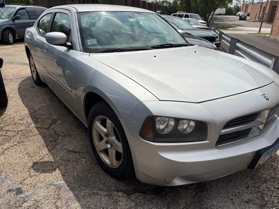 2010 Dodge Charger 6th Gen - Image 6 of 8