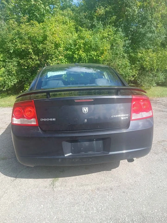 2010 Dodge Charger 6th Gen - Image 3 of 5