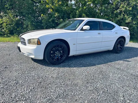 2010 Dodge Charger SXT Sedan 4D