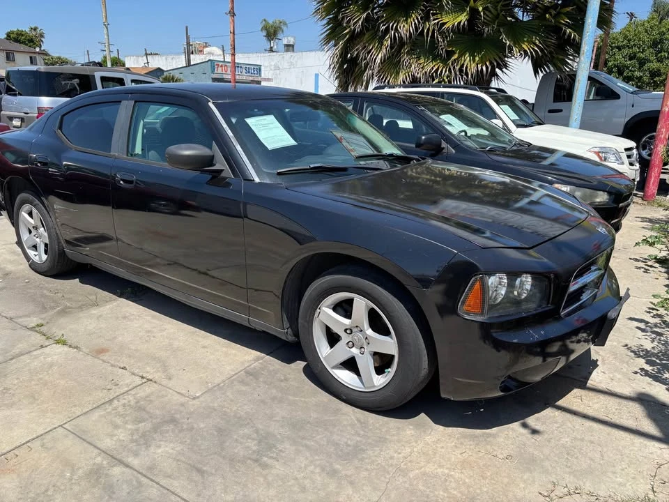 2010 Dodge Charger 6th Gen - Image 2 of 5