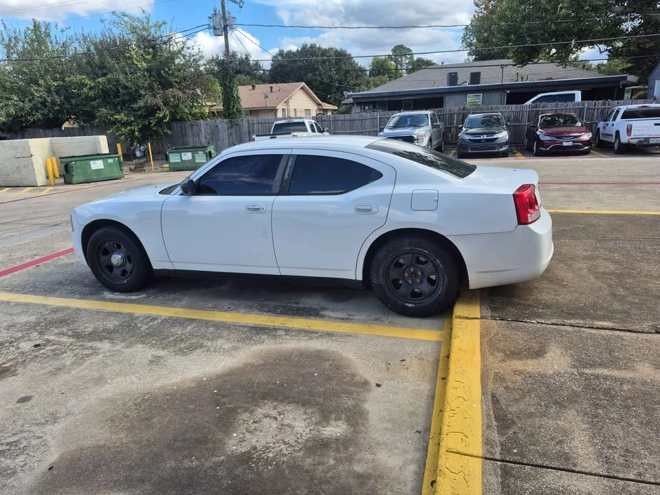 2010 Dodge Charger 6th Gen - Image 6 of 6