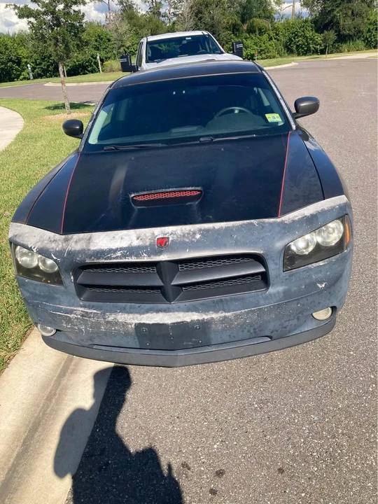 2010 Dodge Charger 6th Gen - Image 2 of 5