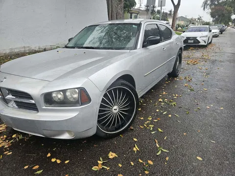 2010 Dodge Charger Sedan 4D