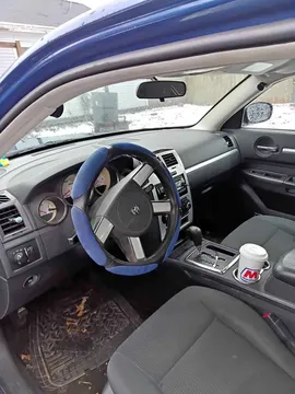 2010 Dodge Charger · Sedan 4D