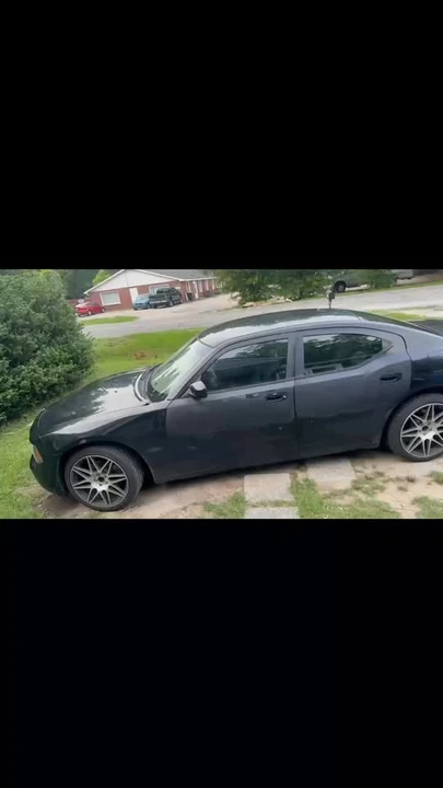2010 Dodge Charger 6th Gen - Image 15 of 15