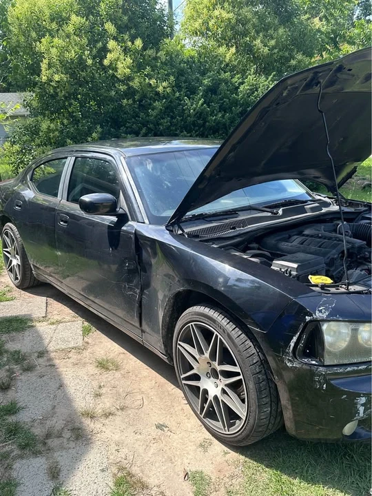2010 Dodge Charger 6th Gen - Image 12 of 15
