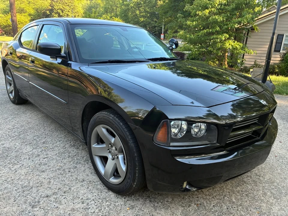 2010 Dodge Charger 6th Gen - Image 3 of 14