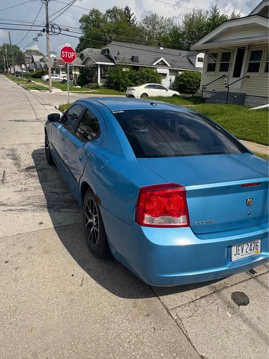 2010 Dodge Charger 6th Gen - Image 7 of 8
