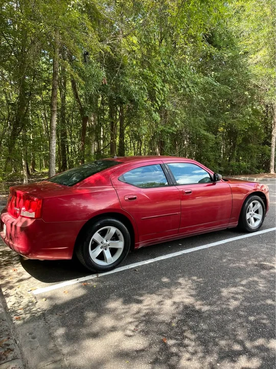 2010 Dodge Charger 6th Gen - Image 4 of 8